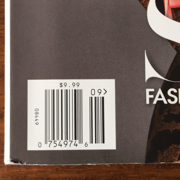 VOGUE Kendall Jenner September 2016 U.S. Magazine 800 pages (no bundling please) - Picture 2 of 9